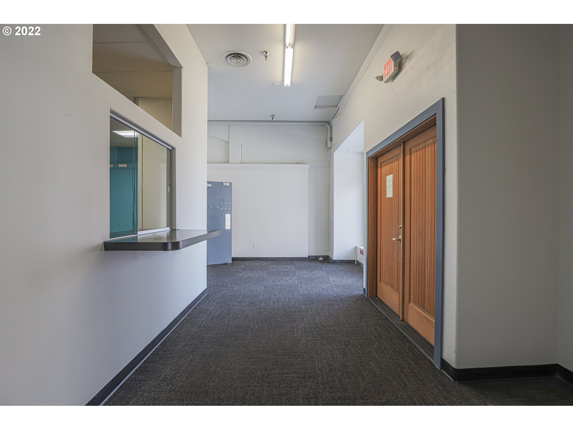 161 W ANDERSON AVE