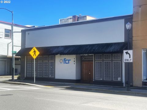 161 W ANDERSON AVE Coos Bay OR 97420