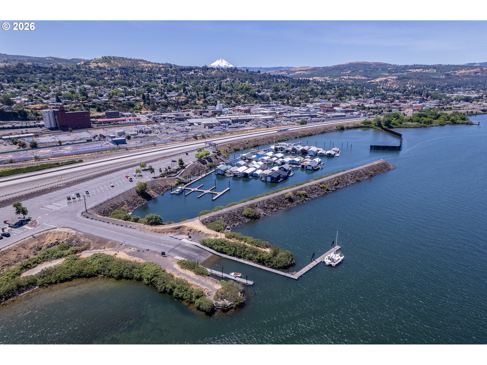 101 N BOAT BASIN RD B 16