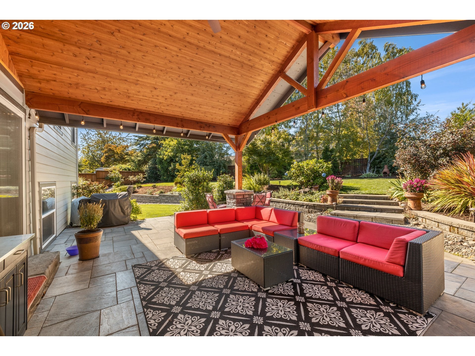 2959 SW EMERALD AVE