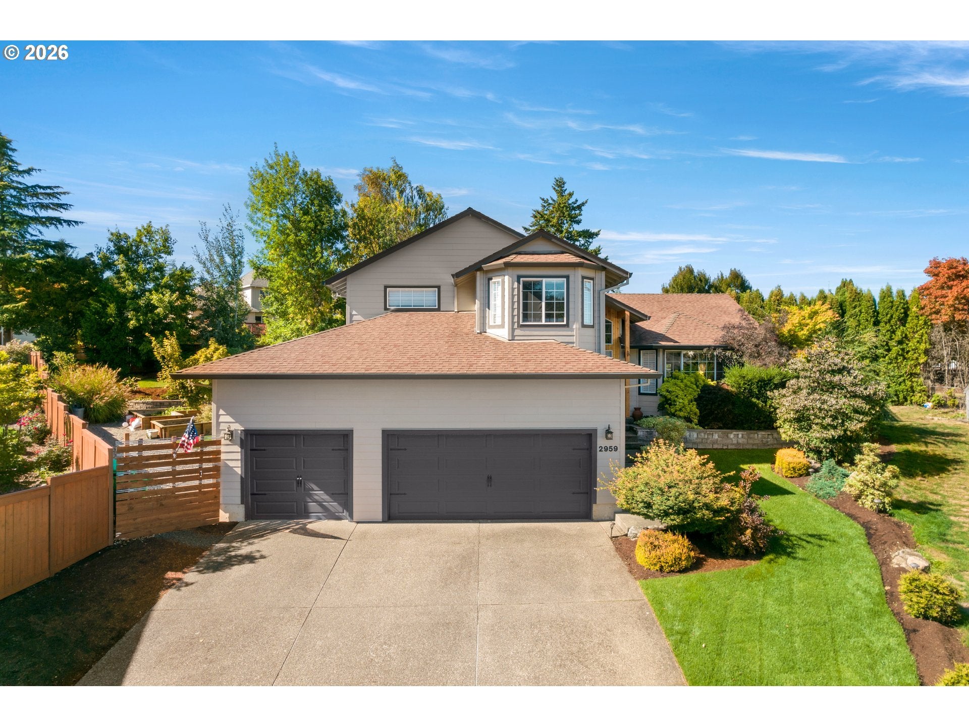 2959 SW EMERALD AVE