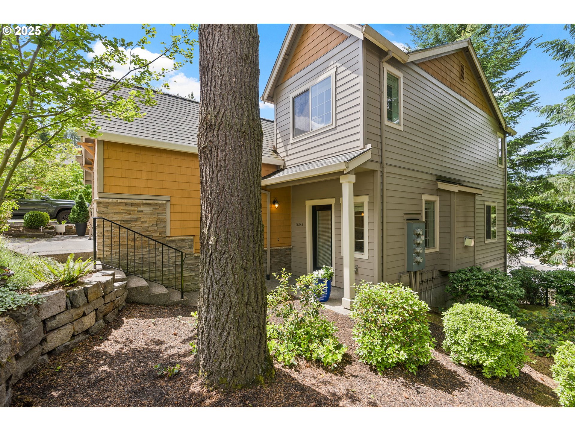 12842 BOONES FERRY RD