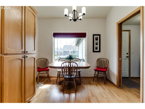 Tiny photo for 28 Sandalwood Loop, Creswell, OR 97426 (MLS # 668494411)