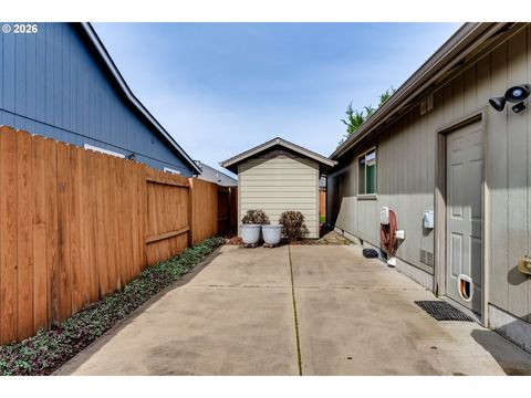 Tiny photo for 28 Sandalwood Loop, Creswell, OR 97426 (MLS # 668494411)