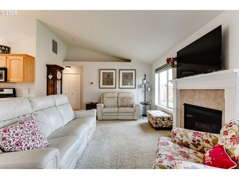 Tiny photo for 28 Sandalwood Loop, Creswell, OR 97426 (MLS # 668494411)