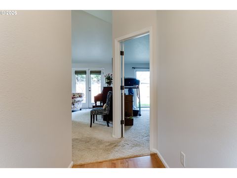 Tiny photo for 28 Sandalwood Loop, Creswell, OR 97426 (MLS # 668494411)