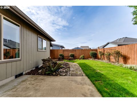 Tiny photo for 28 Sandalwood Loop, Creswell, OR 97426 (MLS # 668494411)