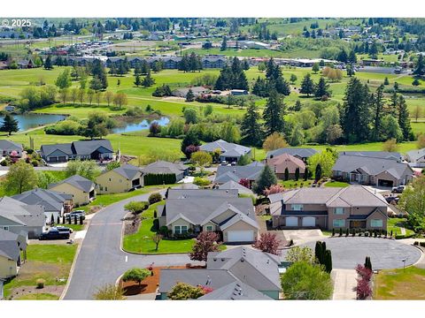 1922 Kapela Ct, Sutherlin, OR 97479 - MLS#: 457697981