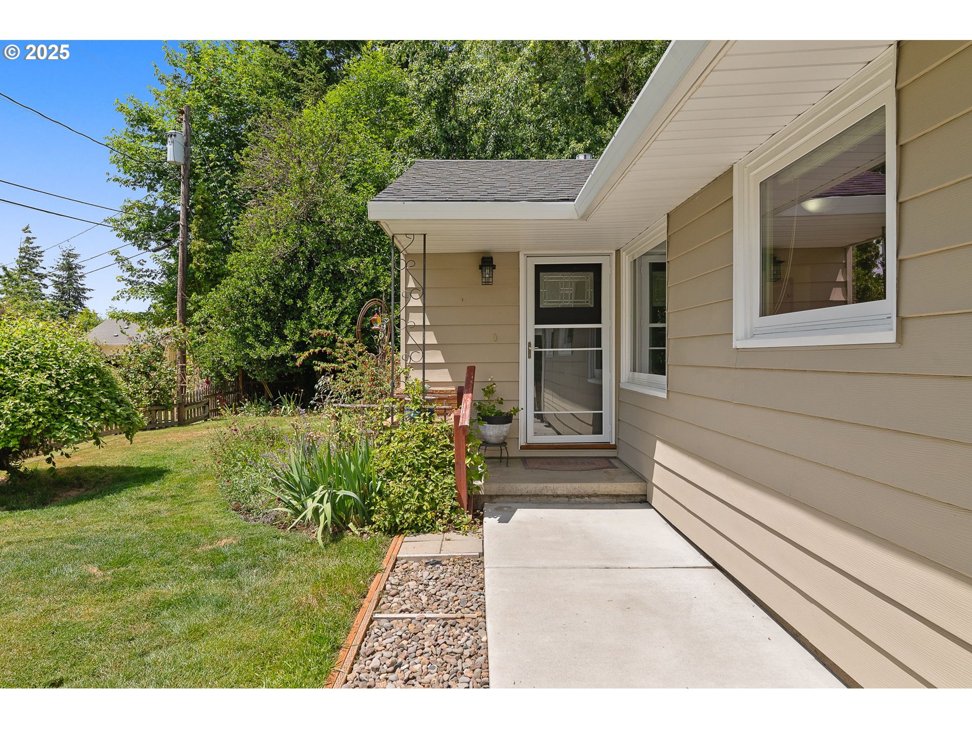 4545 SW POPLAR LN