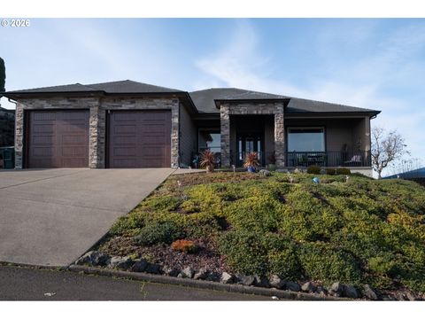 2960 NW STACIE CT Roseburg OR 97471