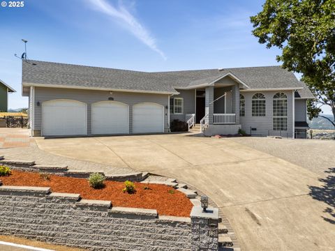 367 RIDGECREST DR Roseburg OR 97471