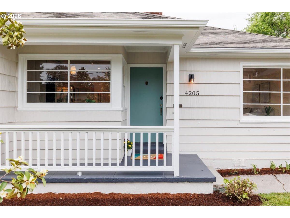 4205 NE 18TH AVE