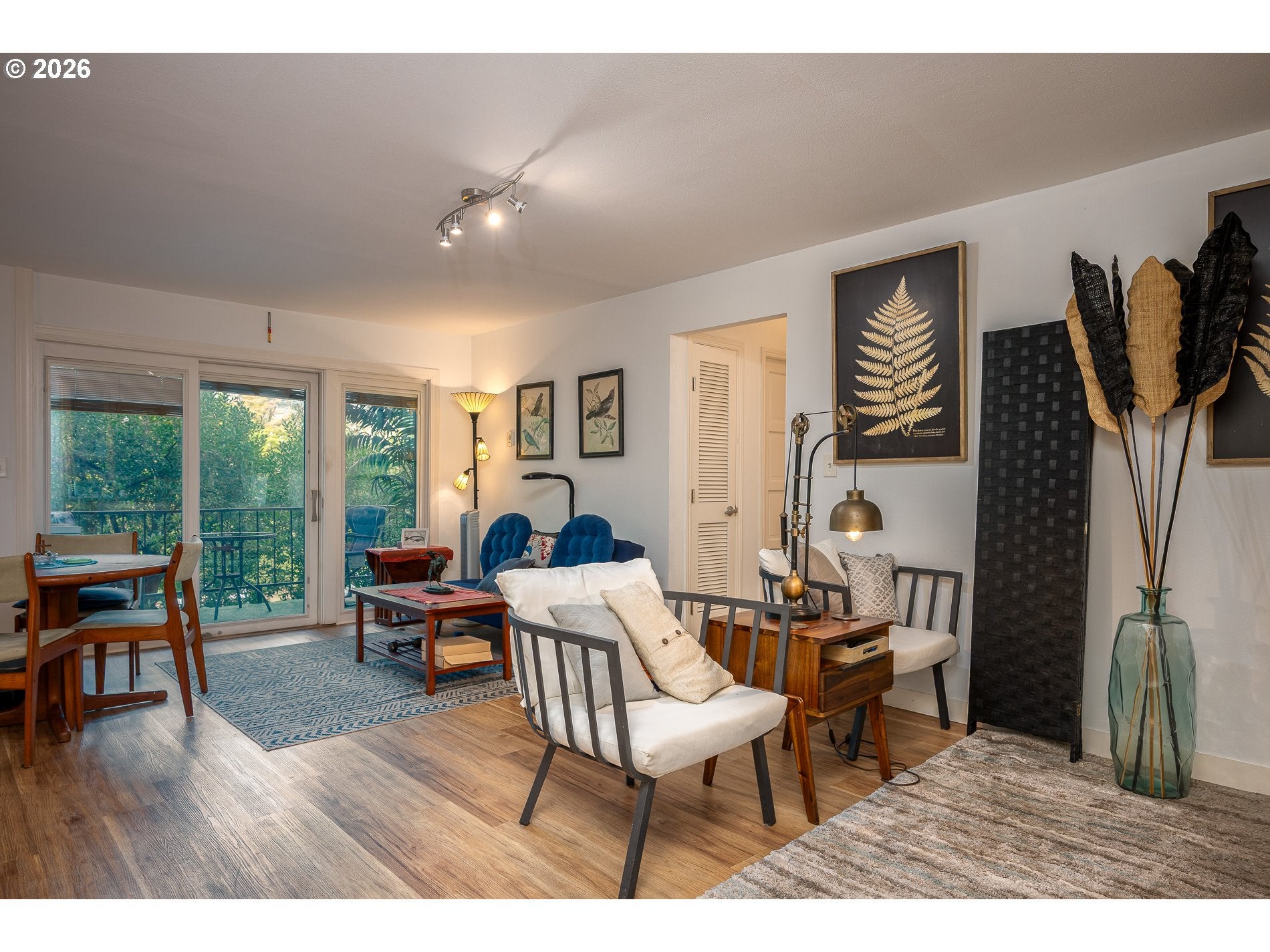 2021 SW MAIN ST 32