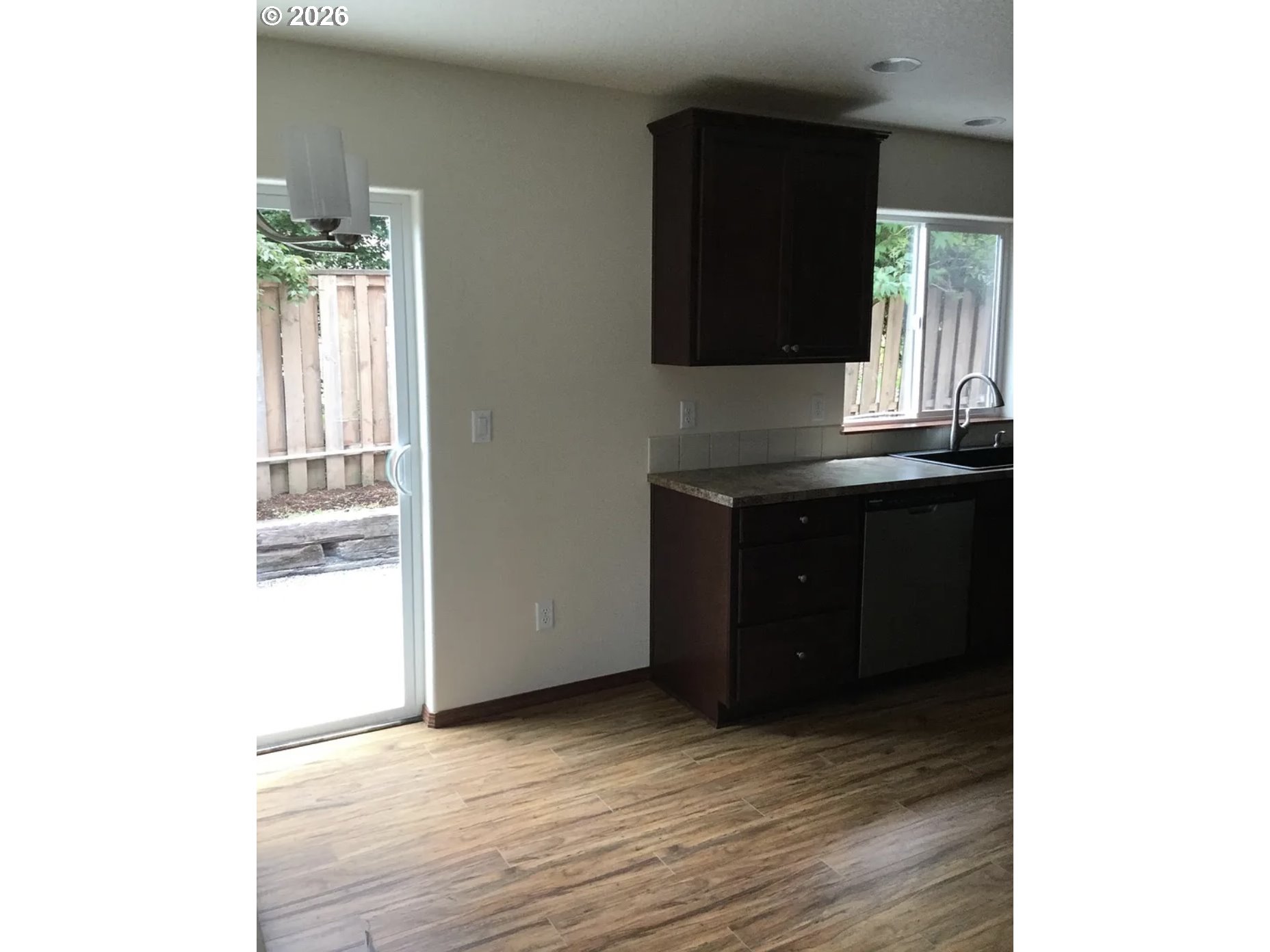 2013 NW BELLA VISTA DR