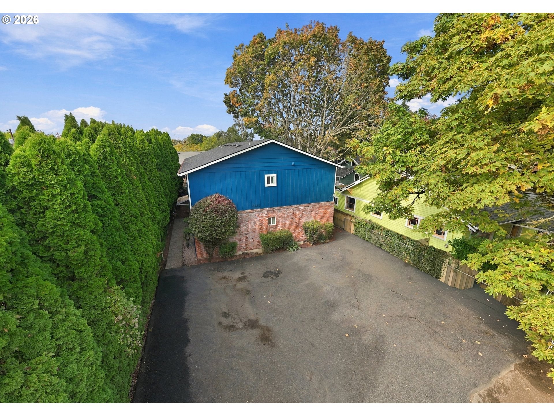 2121 SE 50TH AVE