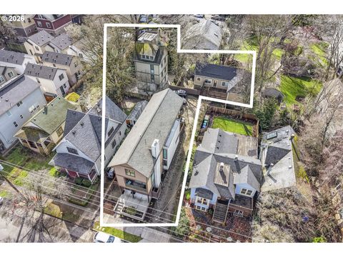 36 NE STANTON ST Portland OR 97212