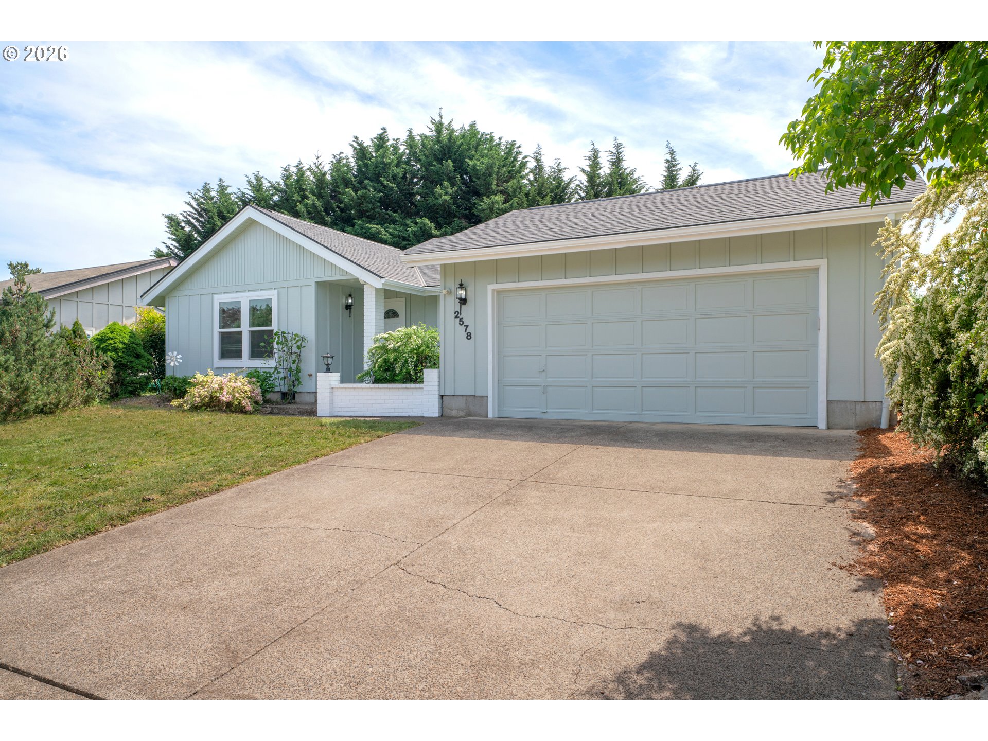 2578 WILLONA DR