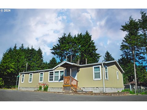 A home in Coos Bay