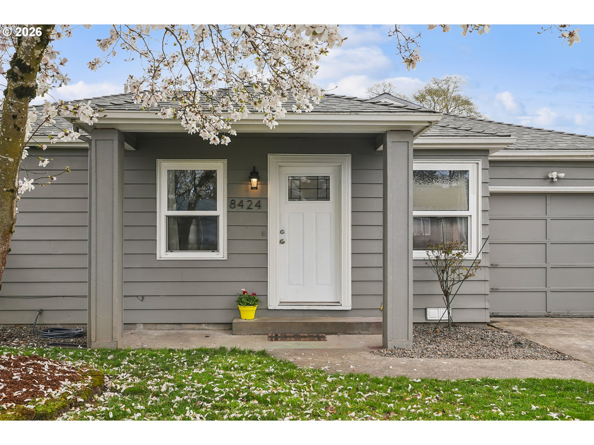 8424 SE CORNWELL AVE