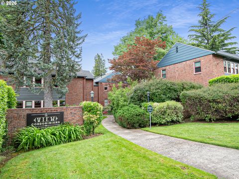 227 NE 61ST AVE 1 Portland OR 97213