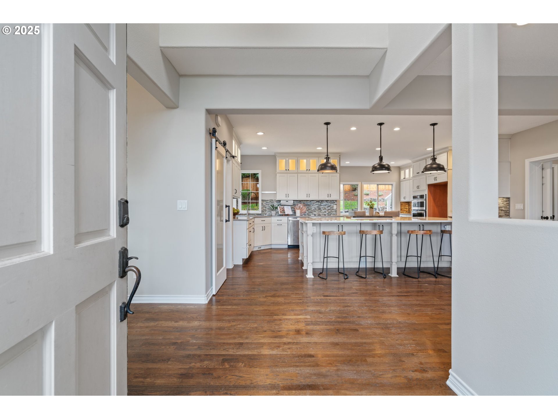 1808 HALL CT