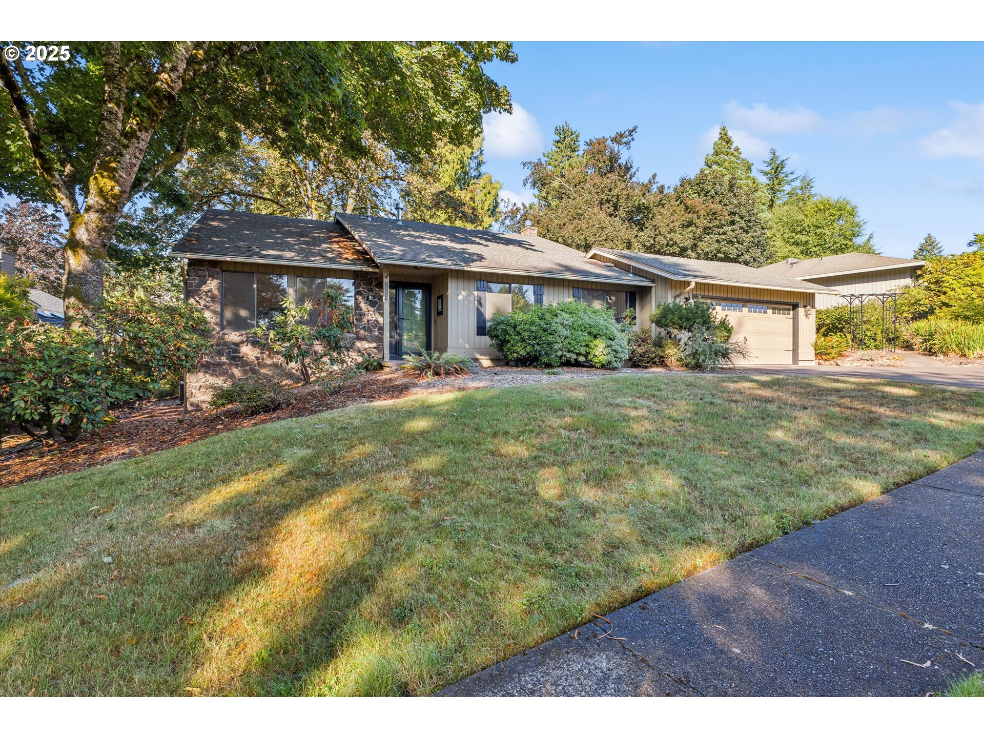 2583 PIMLICO DR