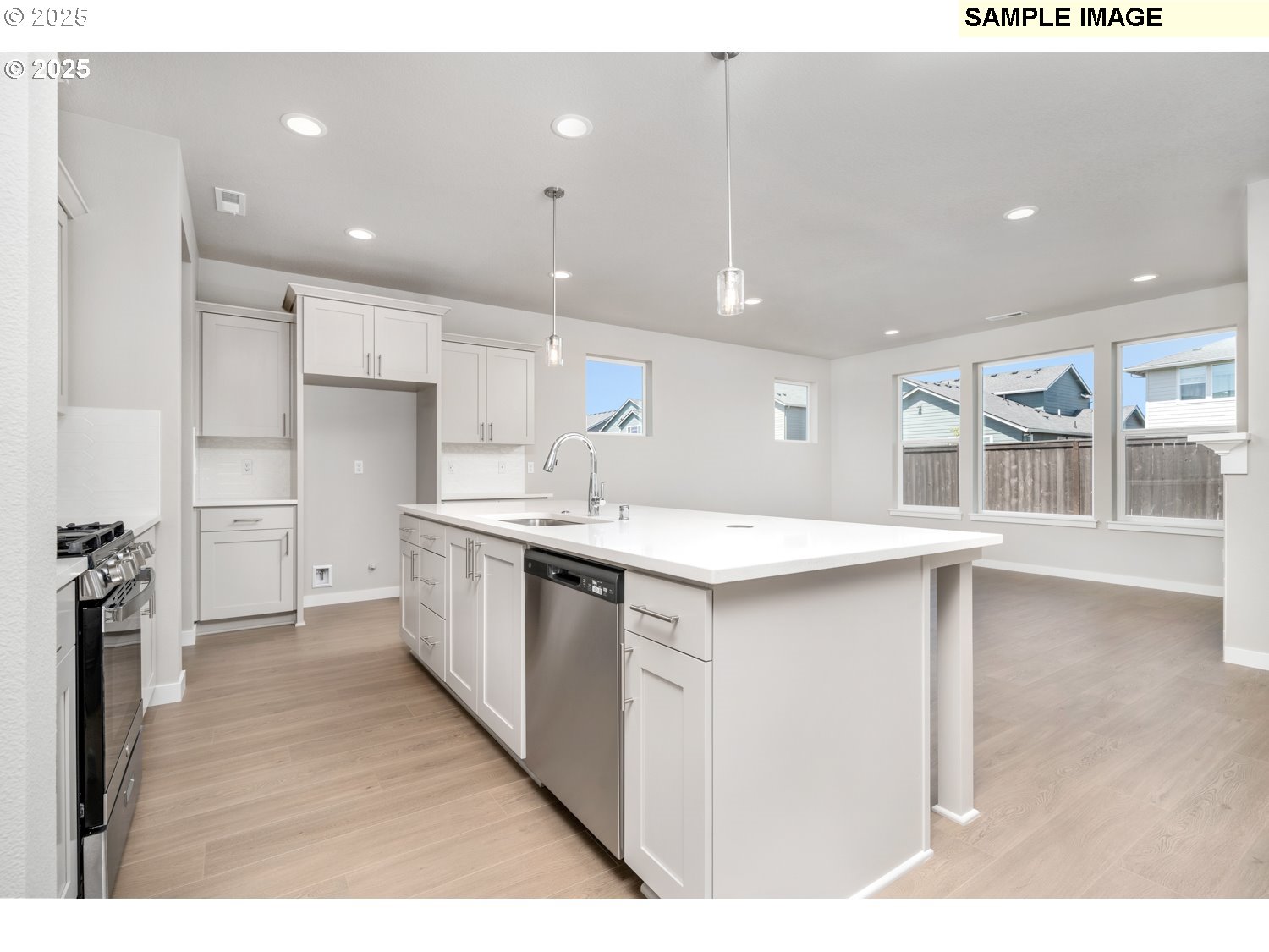 232 S 89TH PL 28