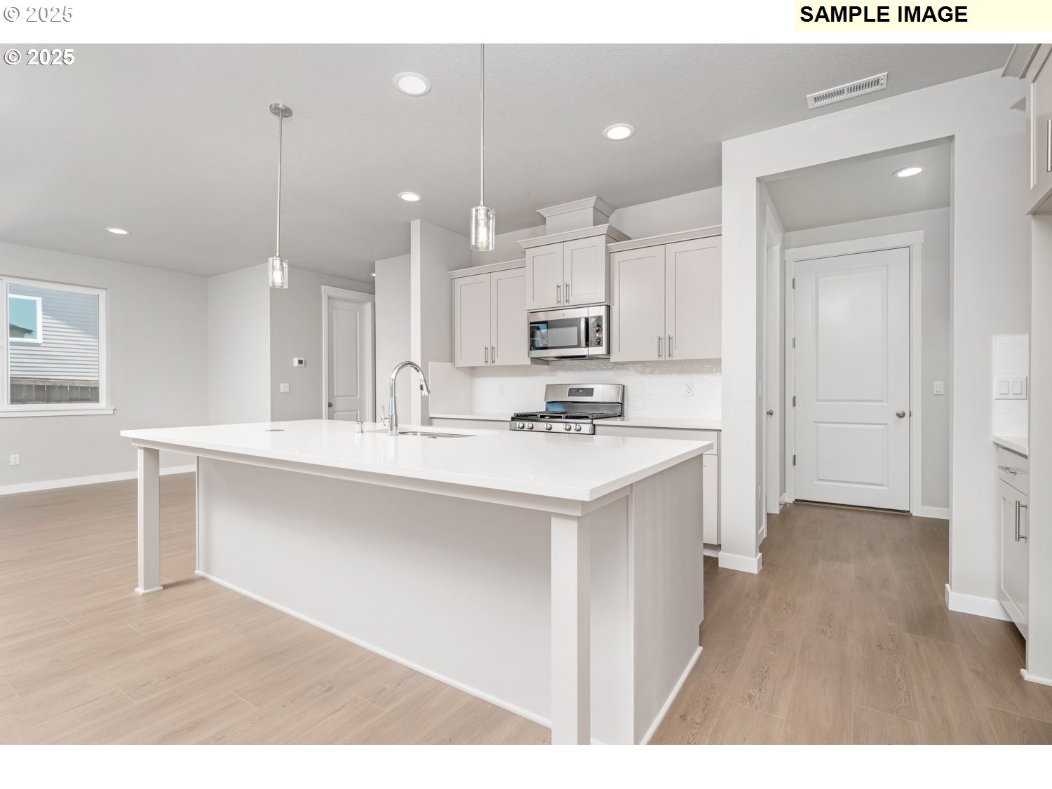 232 S 89TH PL 28