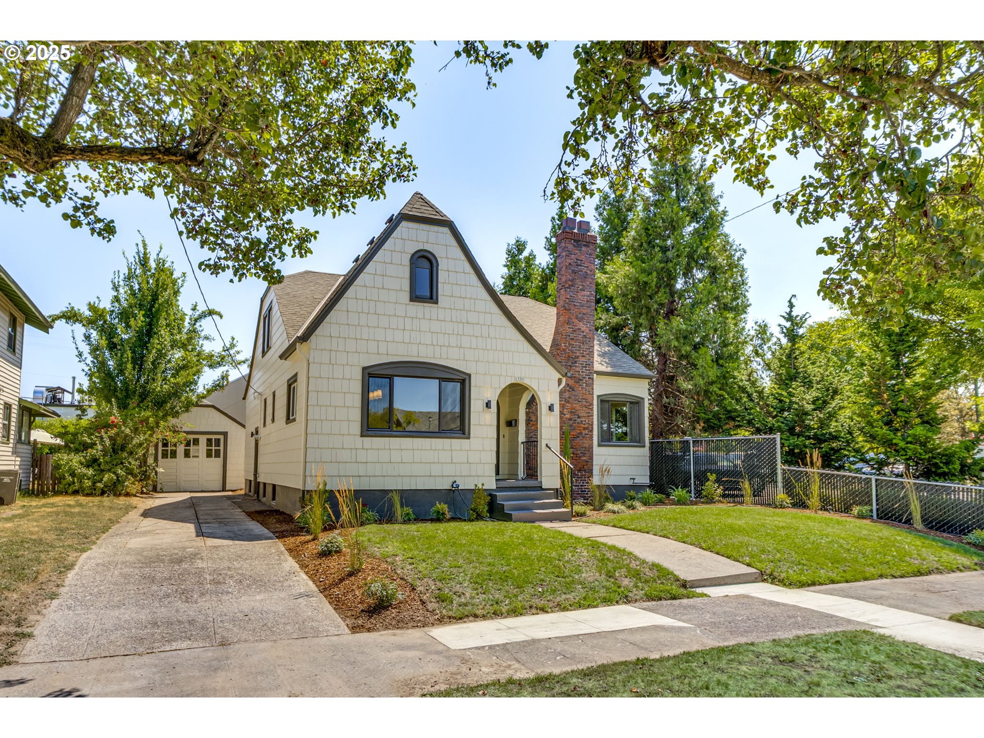 1730 NE 38TH AVE