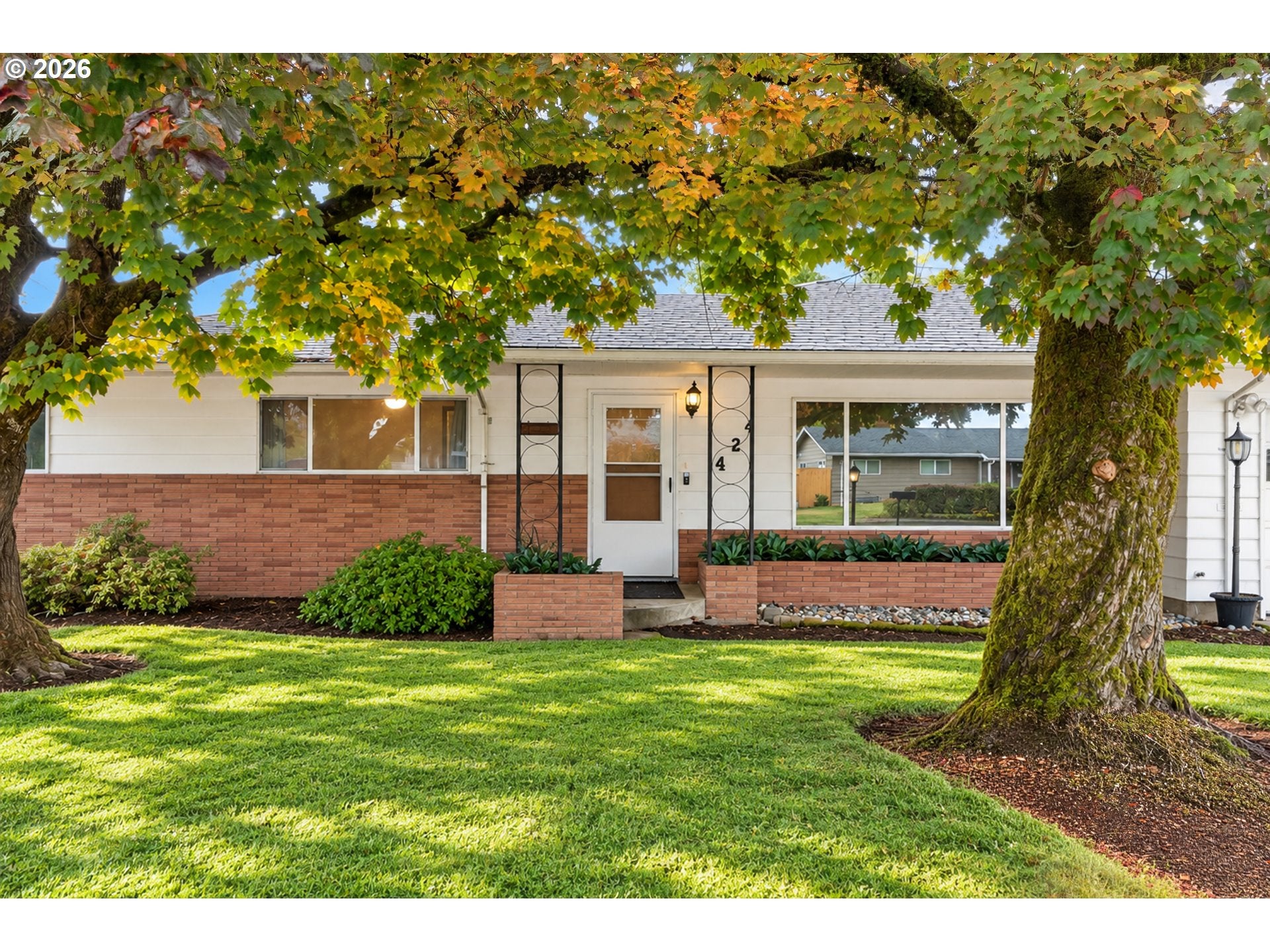 424 S 10TH AVE