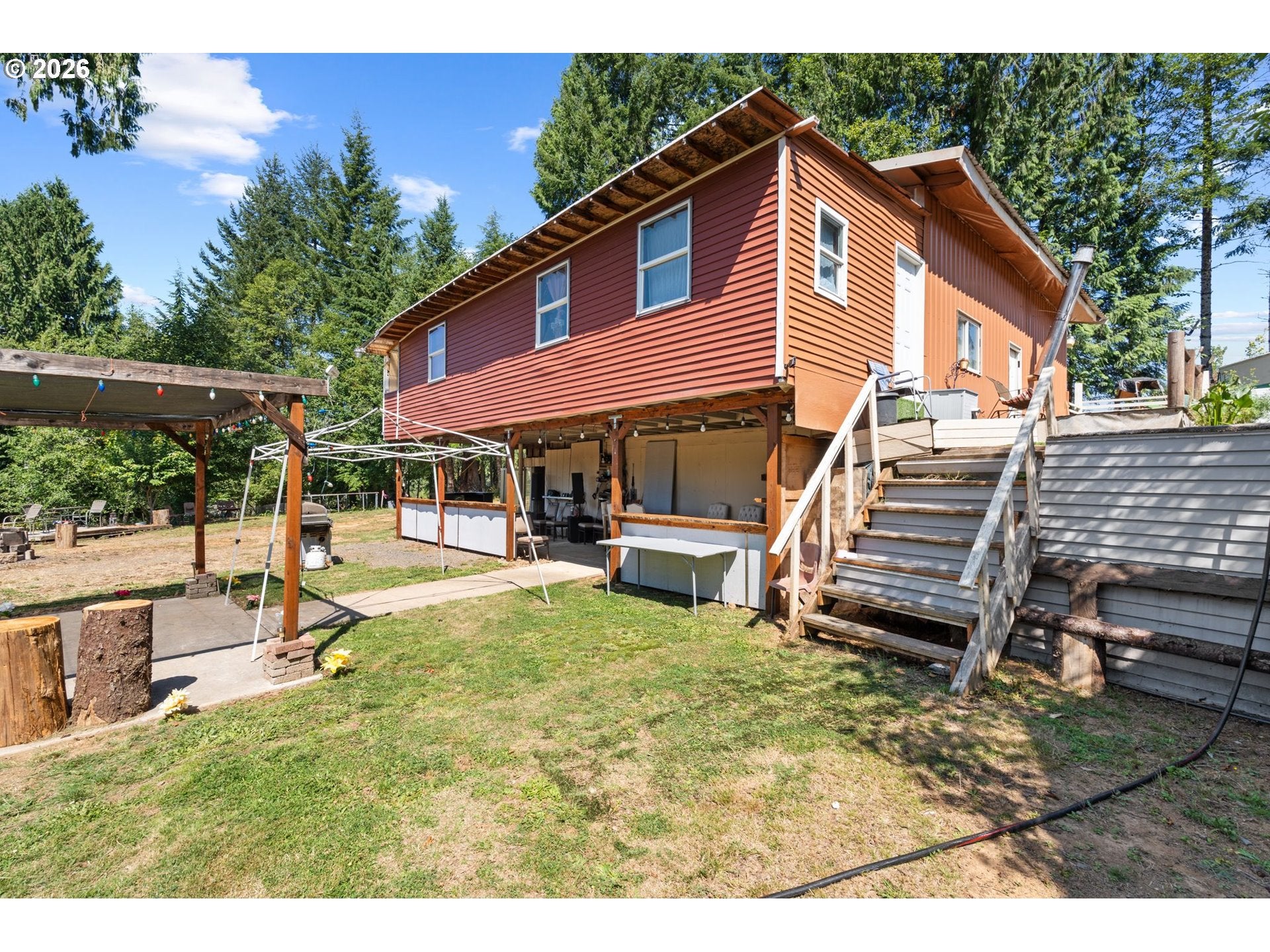 1407 SLIDE CREEK RD