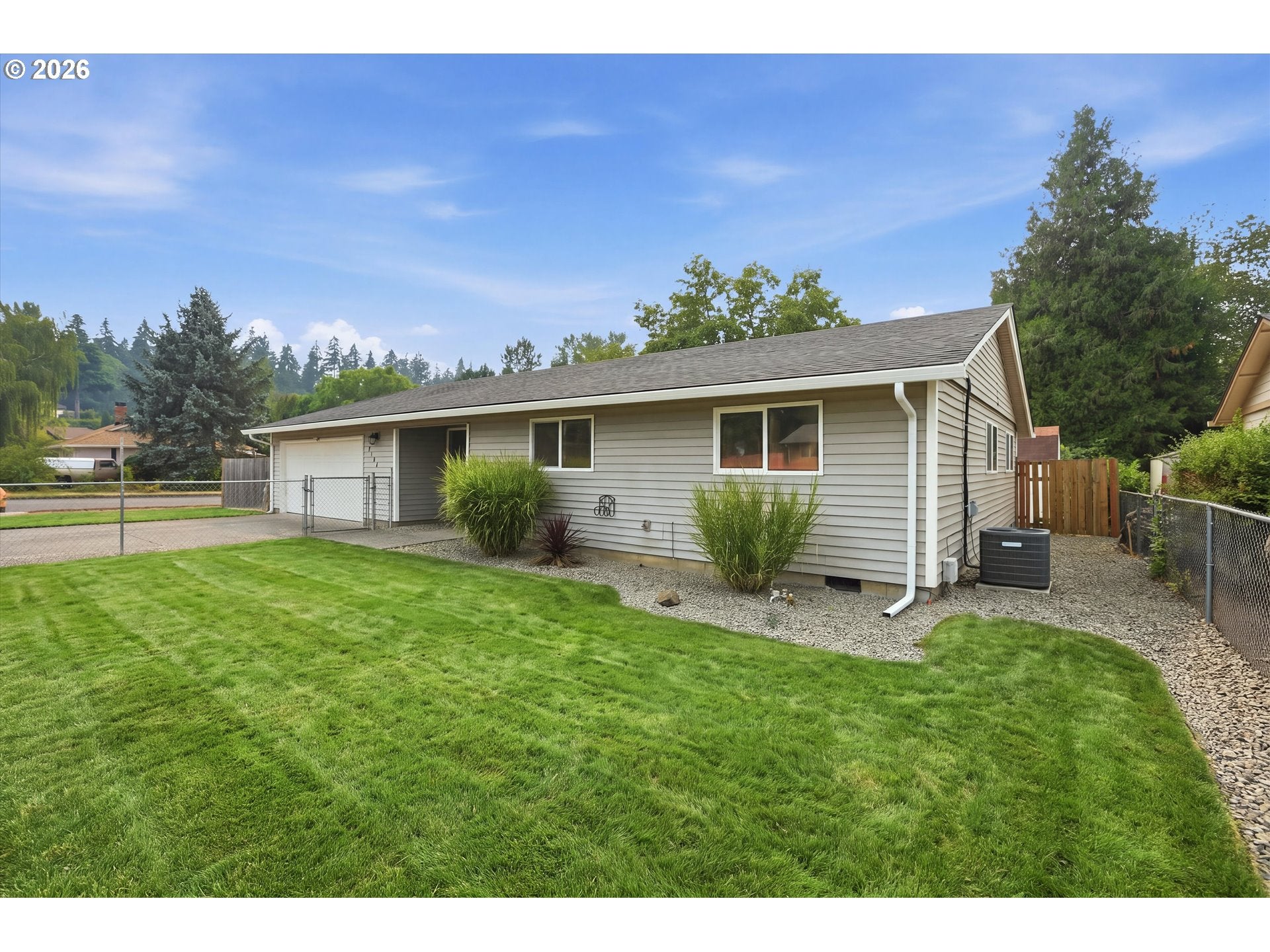 2102 NE 96TH CT