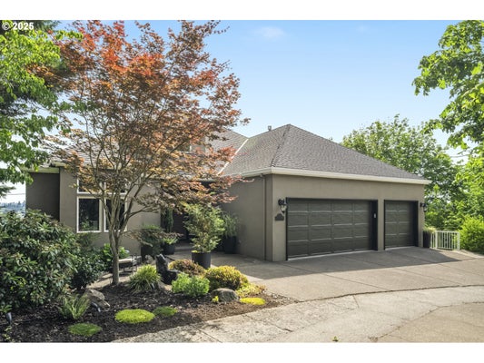 7568 S LAVIEW DR, PORTLAND, OR 97219 - Image 062726f21e8a35742eac42dba6c5bc52/3950403407