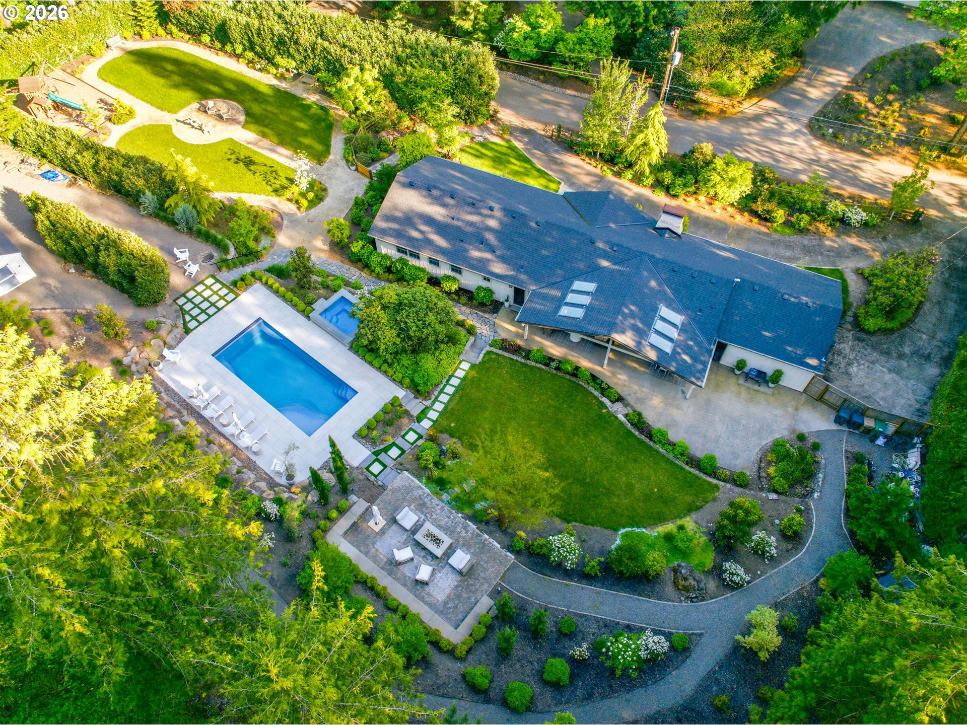 1685 SW MIDVALE RD
