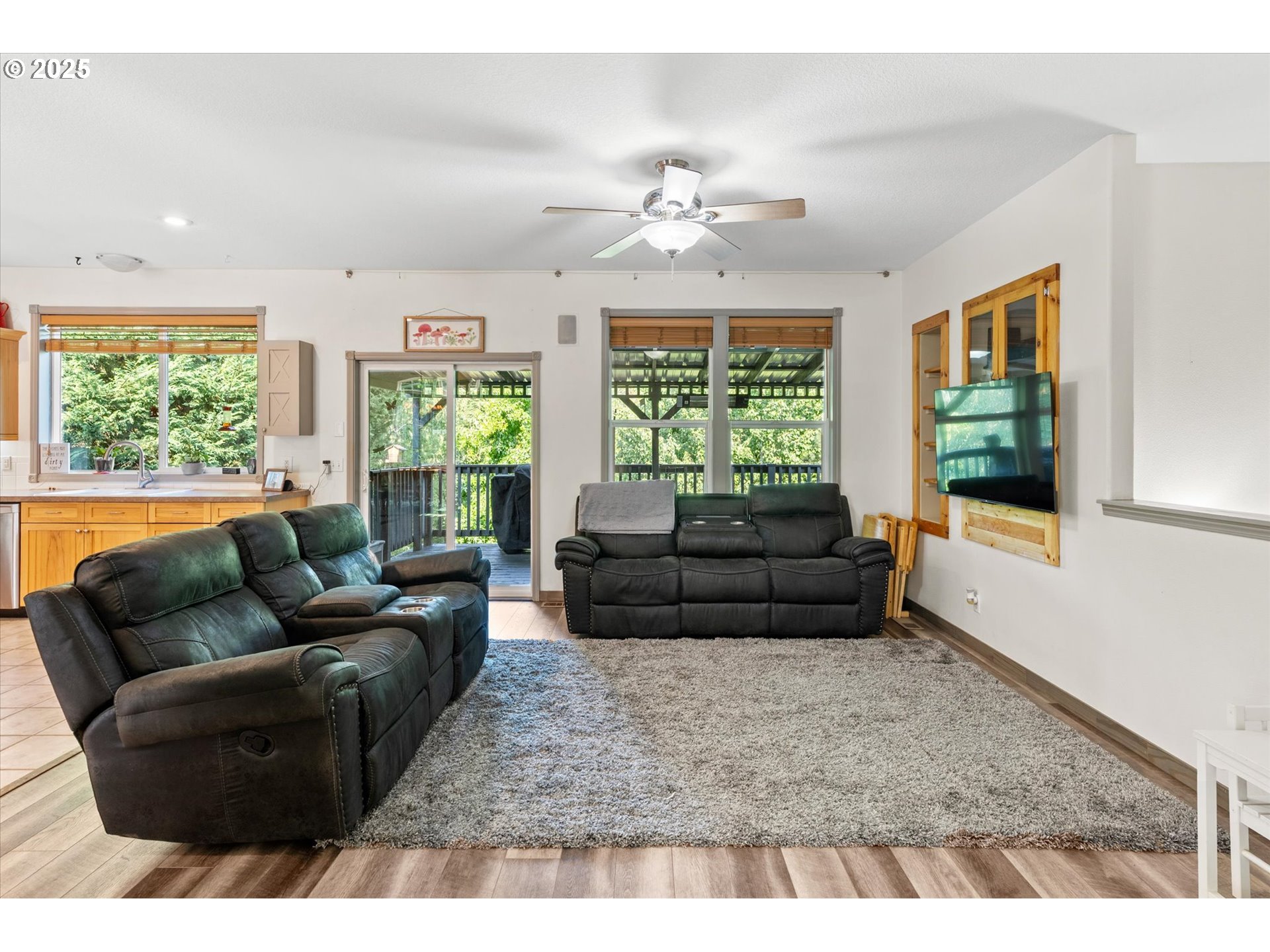 1604 TARA CT