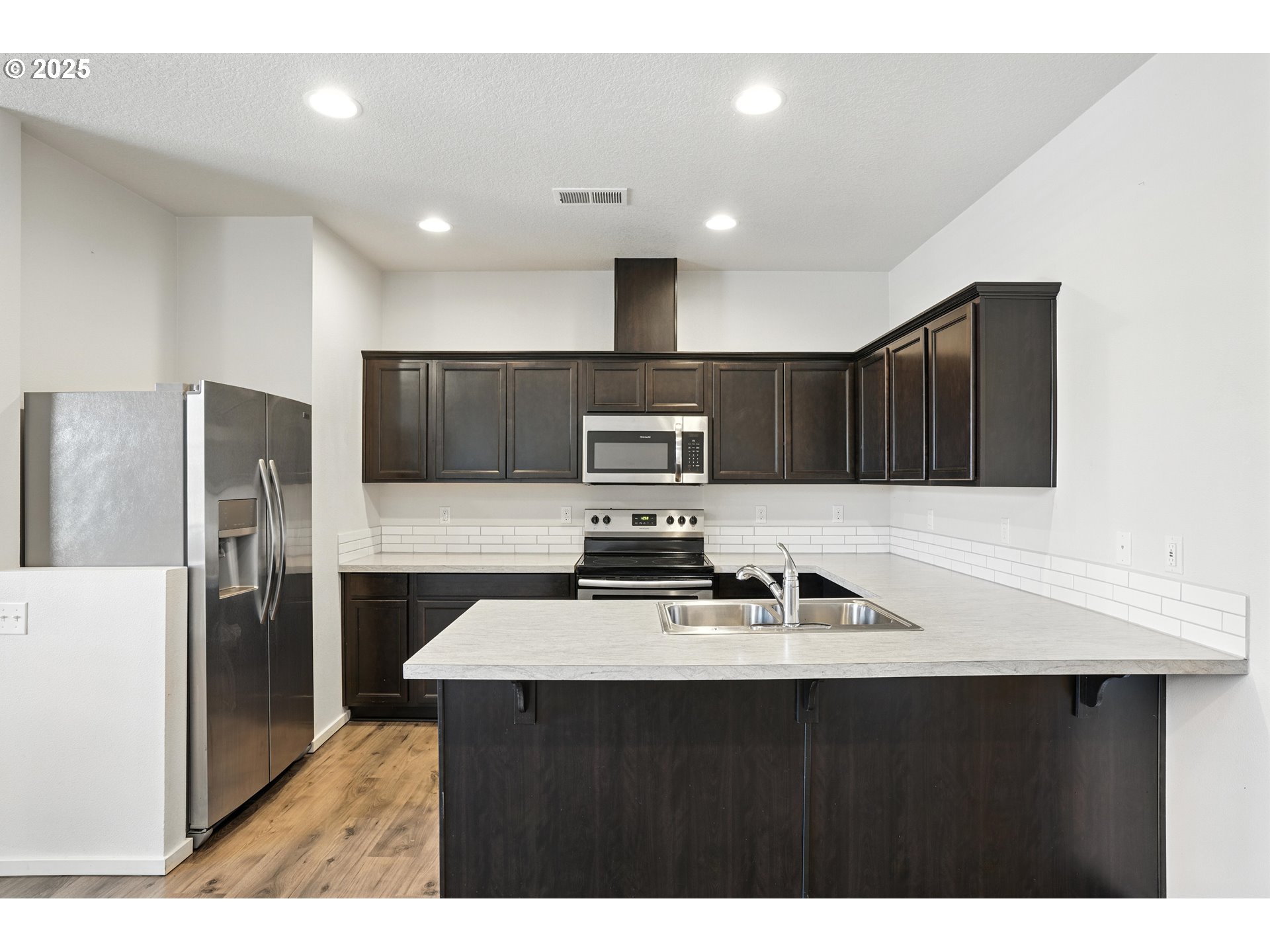 2240 SE 16TH ST