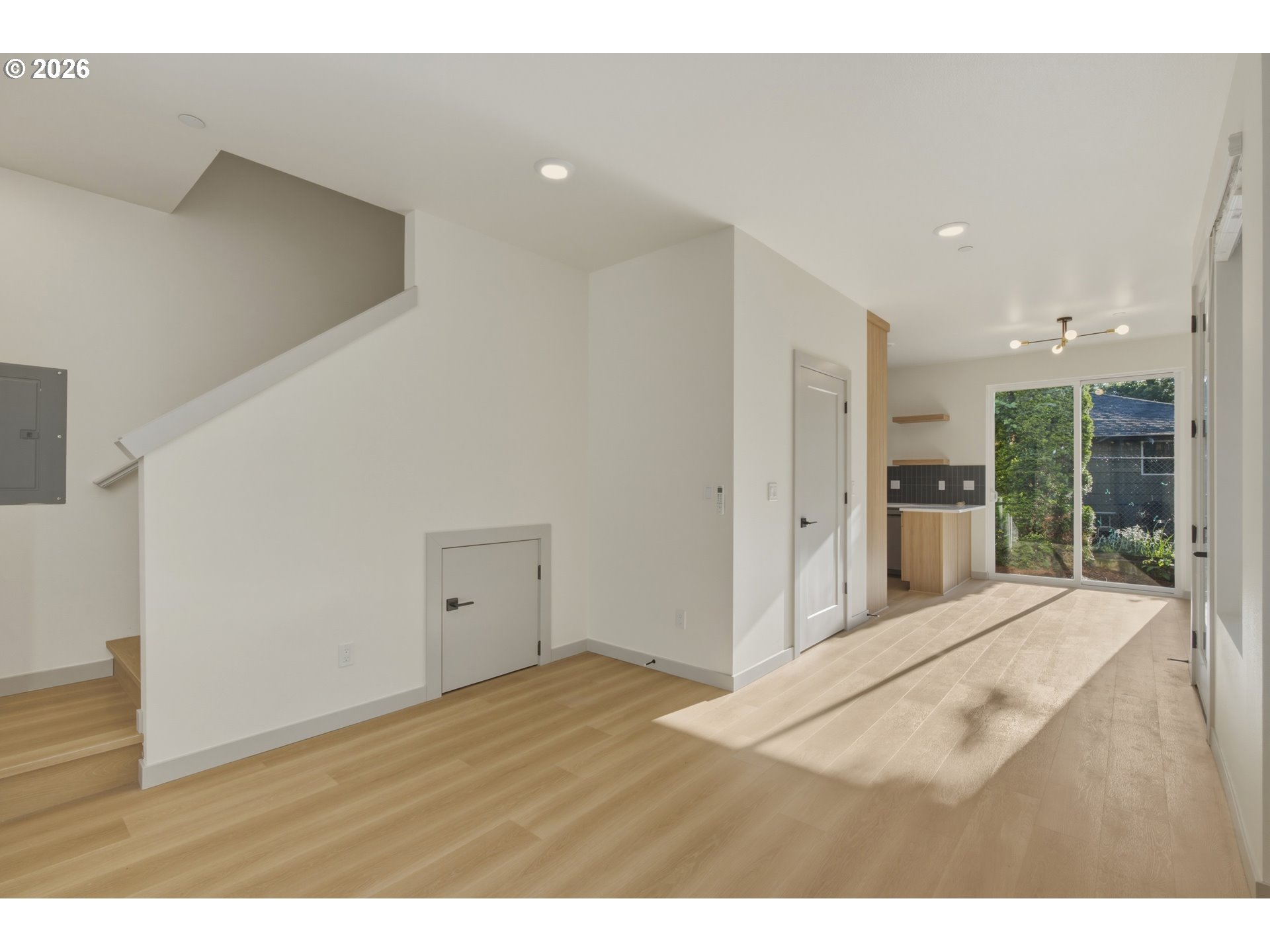 7055 SE 60th AVE