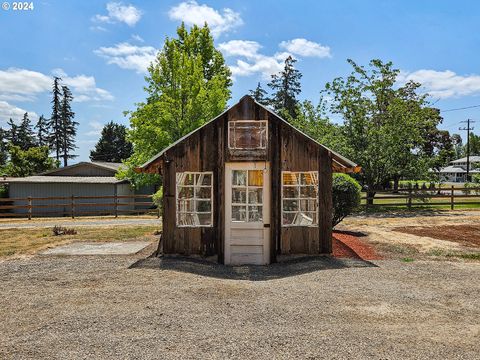 A home in Oregon City