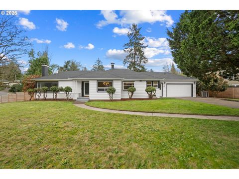 8460 SW FAIRWAY DR Portland OR 97225