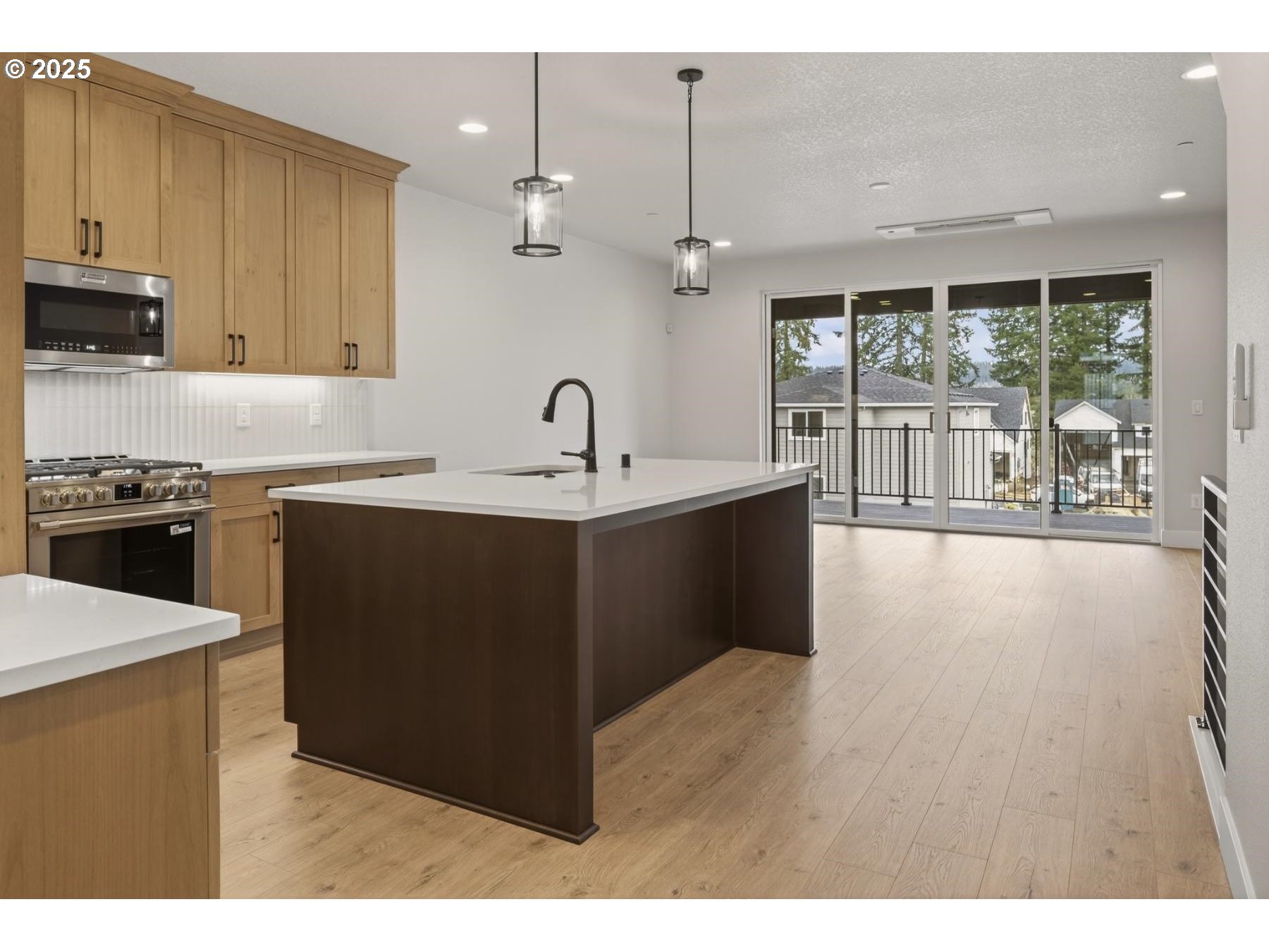 4703 NW CAMAS MEADOWS DR