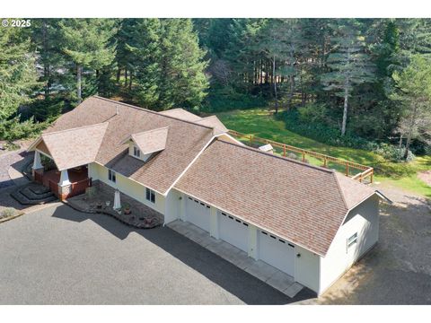 83269 CLEAR LAKE RD Florence OR 97439