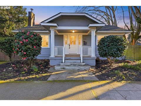 996 W 8TH AVE Eugene OR 97402