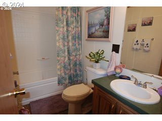 810 NEW ST