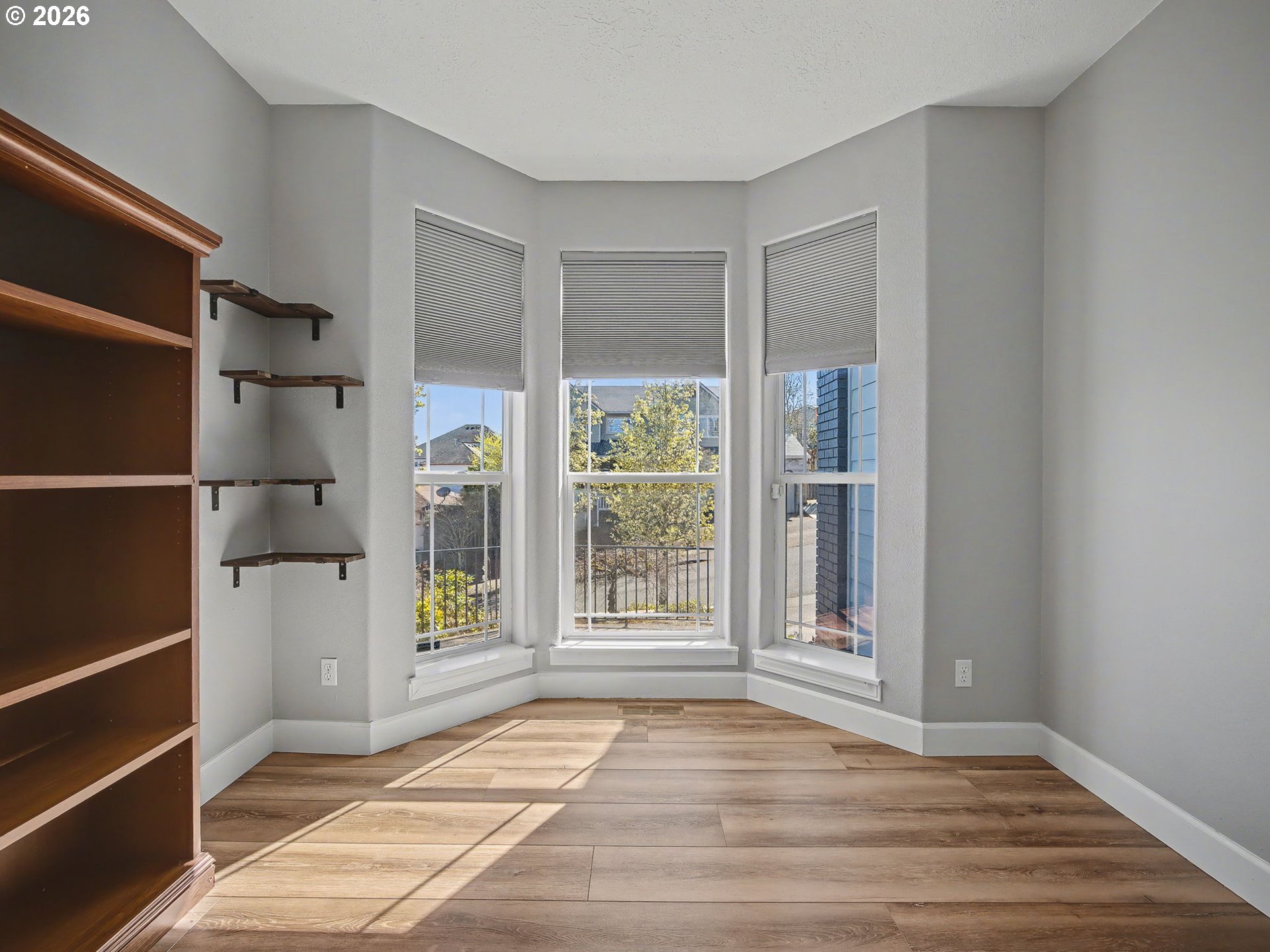 15537 SE EVERGREEN DR