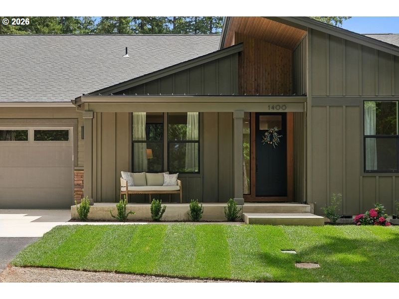 1400 SE River Forest RD