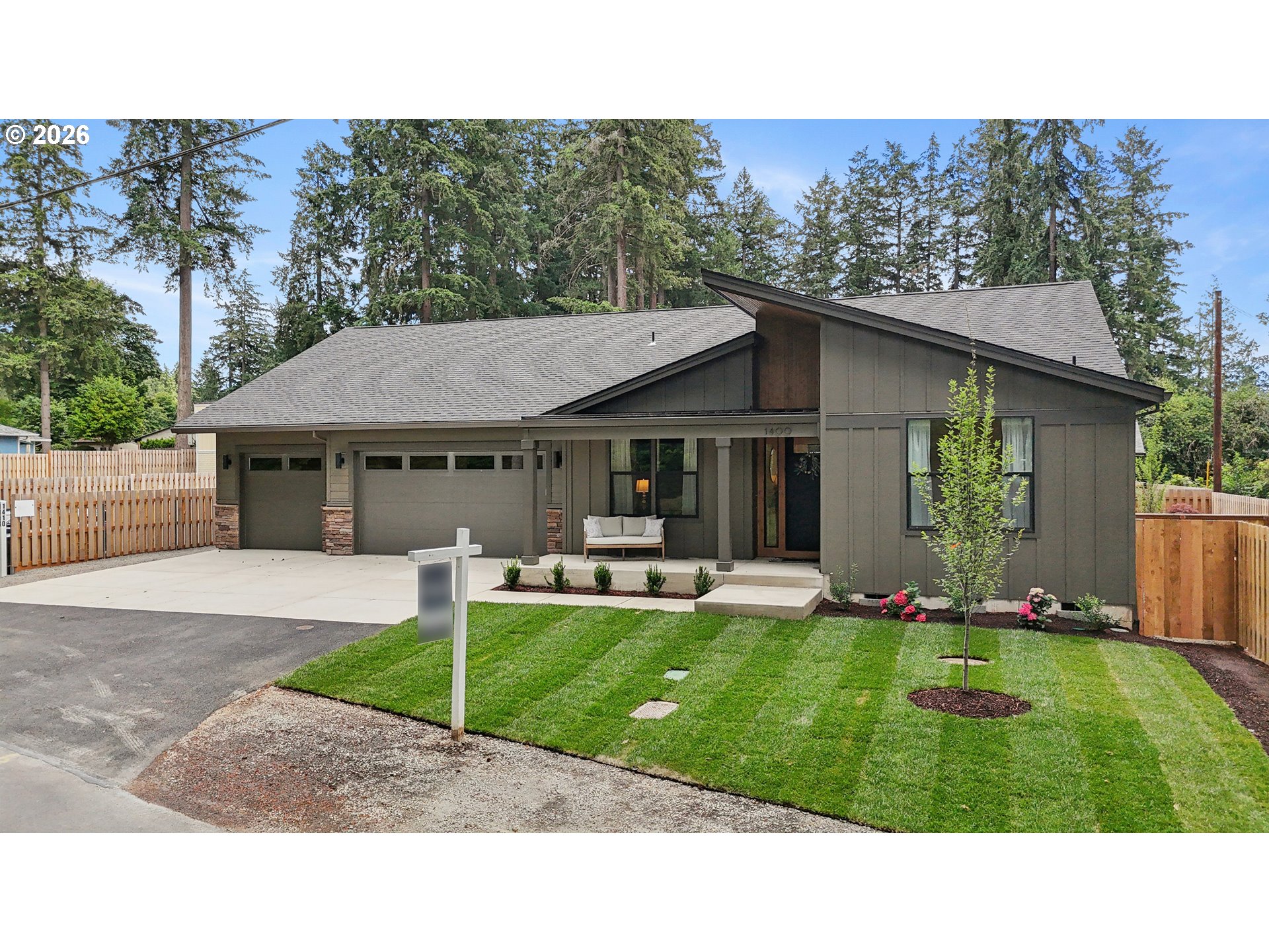 1400 SE River Forest RD