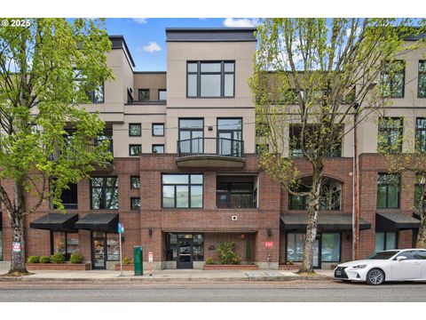 618 NW 12TH AVE 216 Portland OR 97209