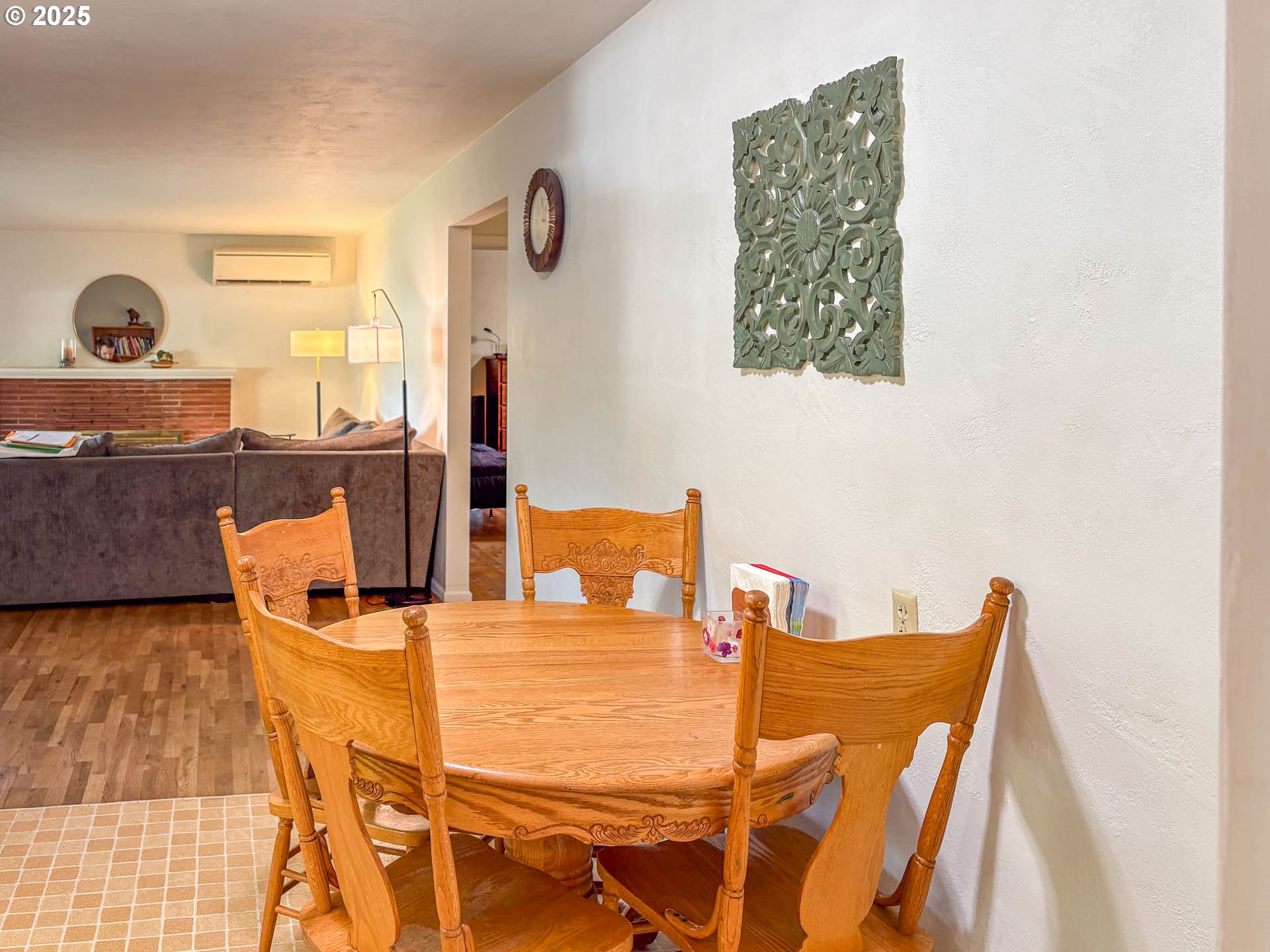 1575 NW BEAUMONT AVE