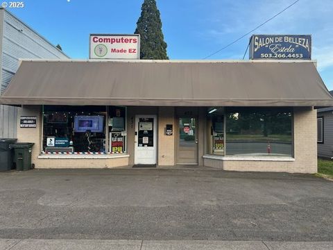 443 S HWY 99E Canby OR 97013