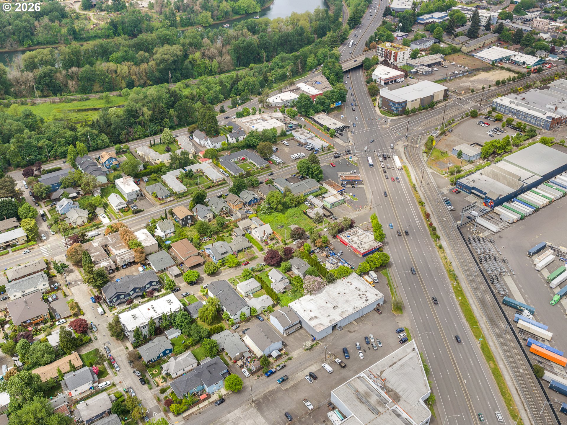 5205 SE 18TH AVE